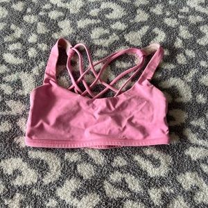 Lululemon spots bra